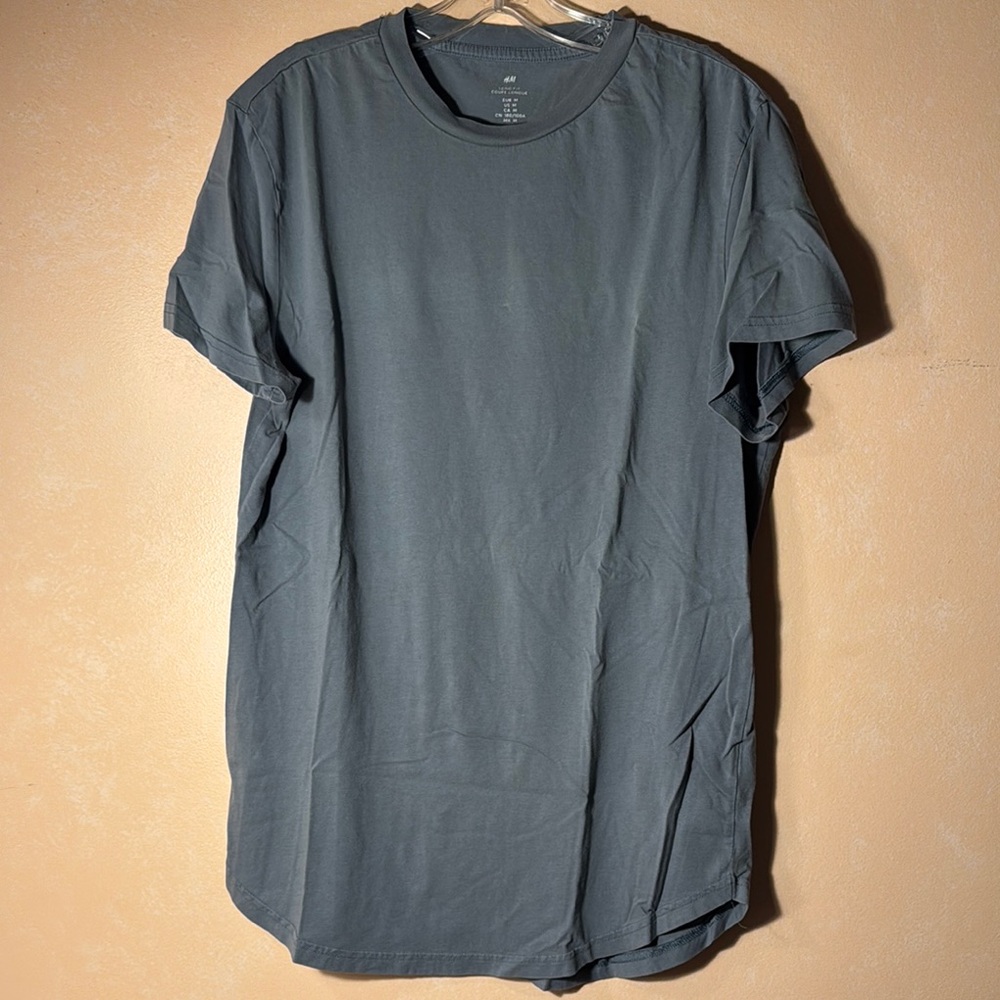 H&M Gray Short Sleeve Tee Long Relaxed Fit EUC